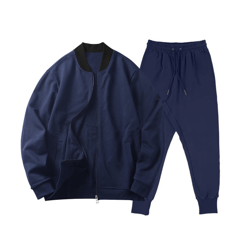 Casual men's suit with a modern cut and practical pockets Lune London