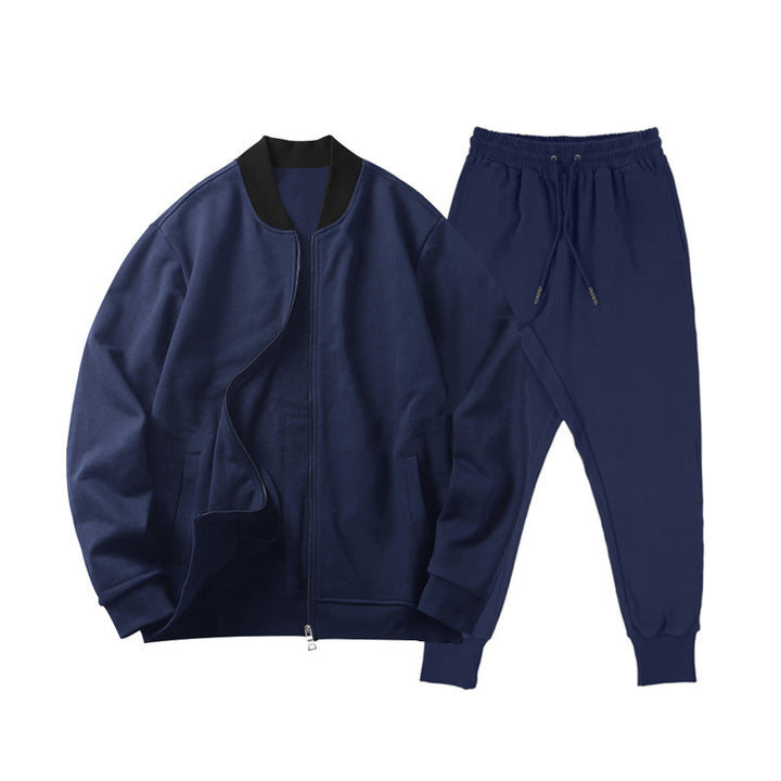 Casual men's suit with a modern cut and practical pockets Lune London