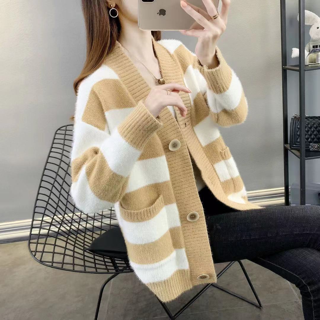 Thick knitted cardigan for women with Breton stripes and practical pockets Lune London