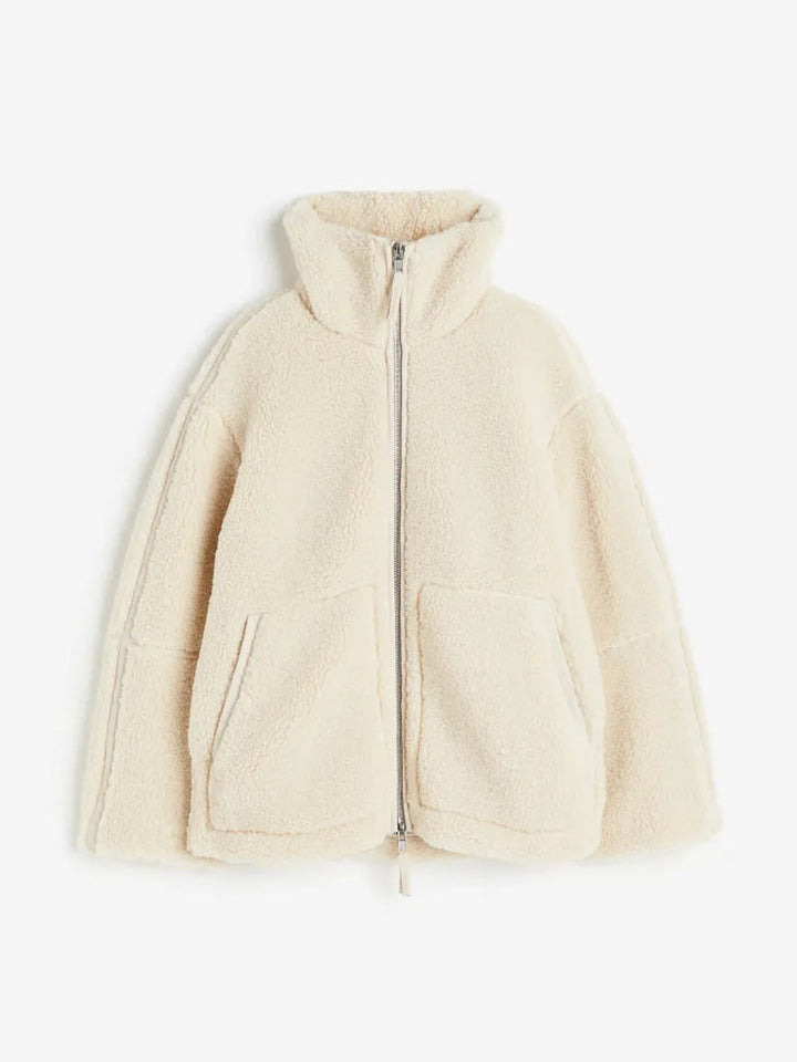 Ladies cozy fleece jacket with practical patch pockets and modern high collar Lune London