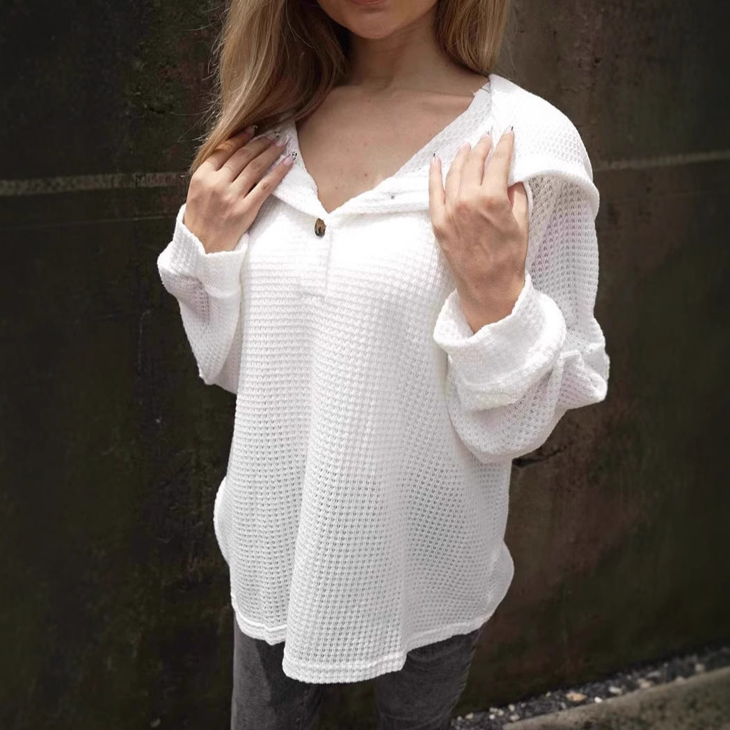 Casual hoodie for women with textured design and button details Lune London
