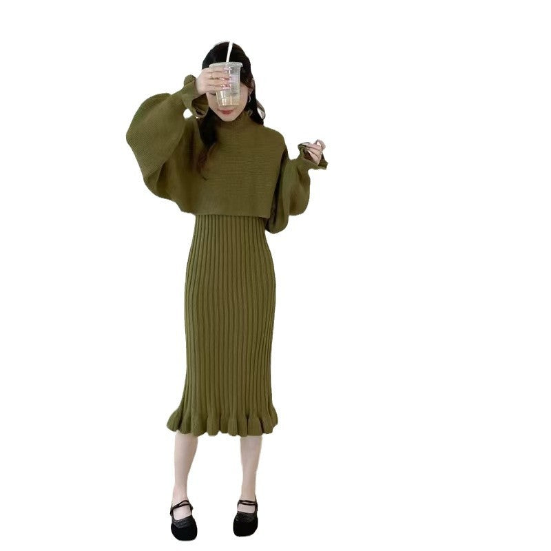 Knitted dress for women with high collar and ribbed structure Lune London