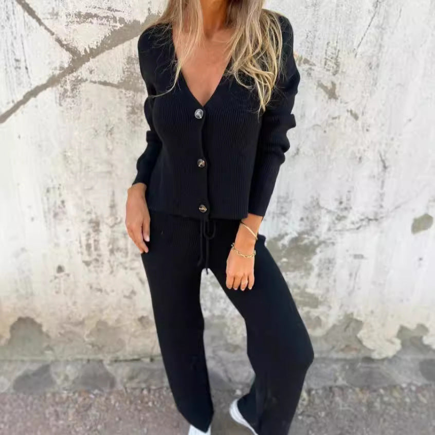 Knit set for women with V-neck and button details Lune London
