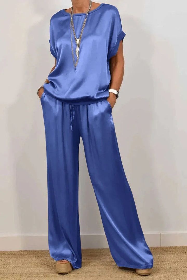 Women’s Elegant Satin Lounge Set with Loose Fit and Casual Top Lune London