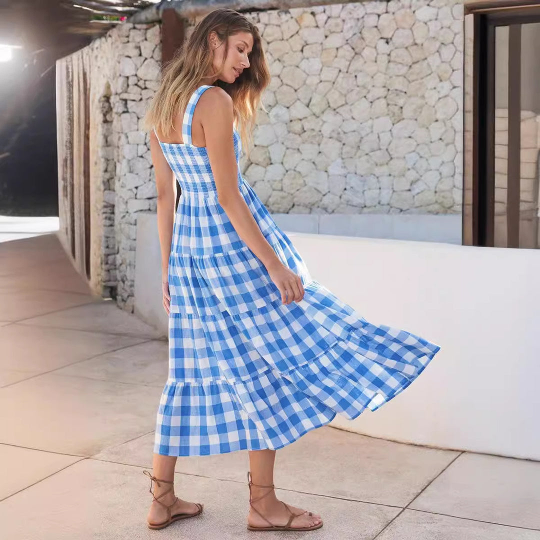 Chic & Stil Women's Summer Maxi Dress with Plaid Pattern and Flowing Cut