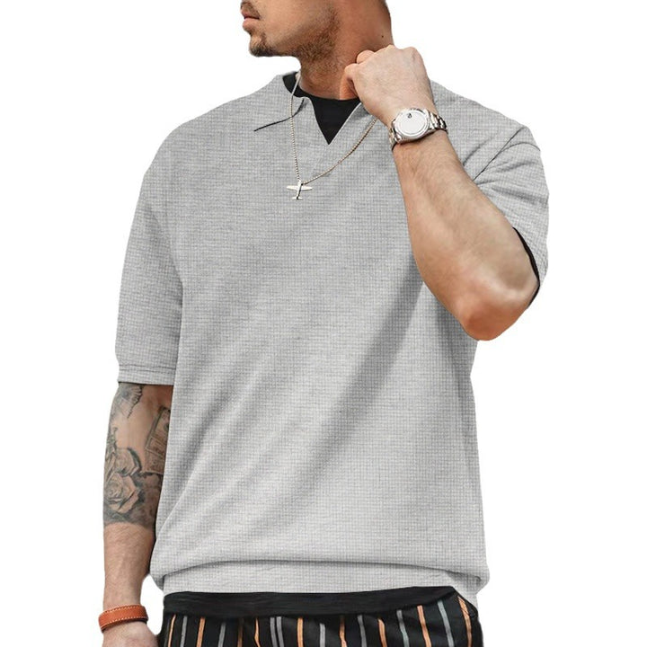 Casual short-sleeve polo for men with textured design and trendy collar Lune London