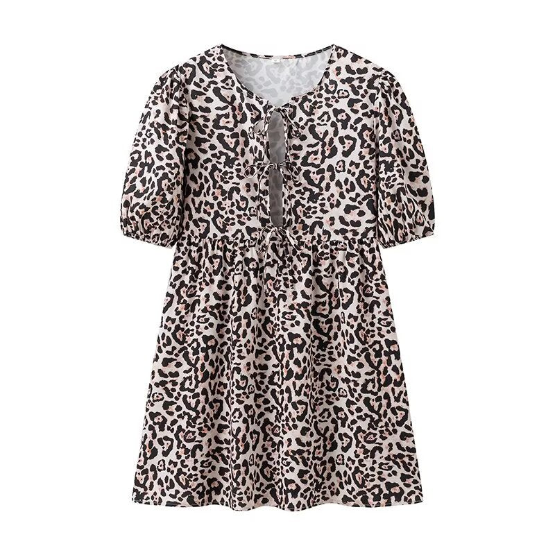 Summer dress for women with casual leopard print and voluminous sleeves Lune London