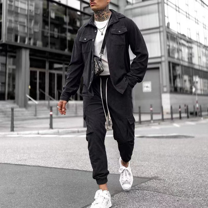 Trendy cargo pants for men with practical cut and casual chic jacket
