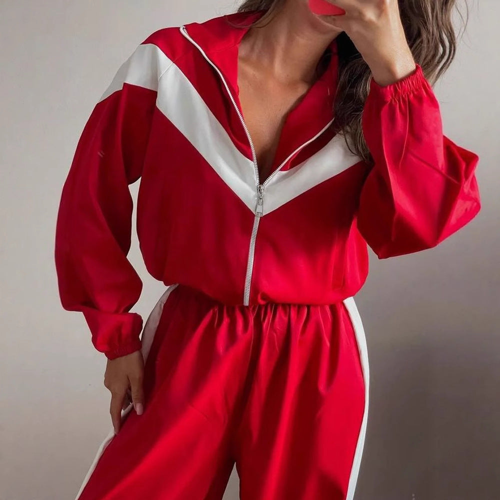 Ladies Training Fashion sporty tracksuit with trendy cut and practical pockets Lune London
