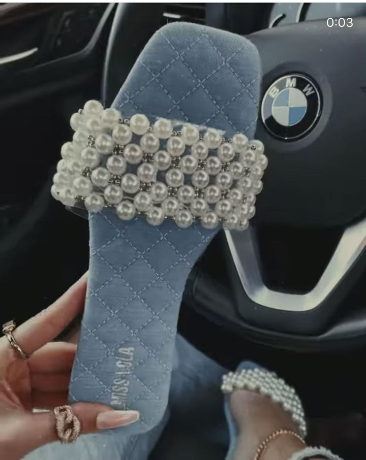 Women Comfortable Sandals with Beaded Strap and Padded Sole Lune London