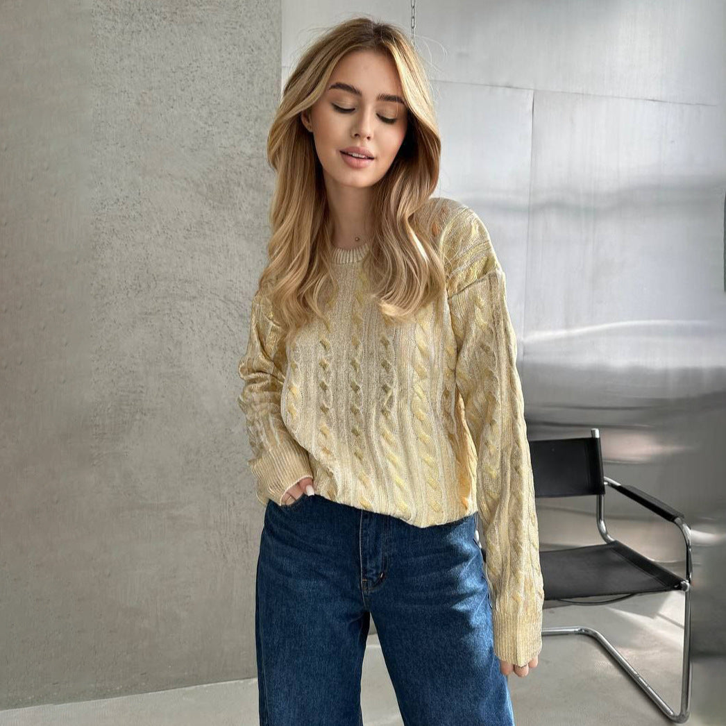 Chunky knit sweater for women with detailed braid pattern and oversized cut Lune London
