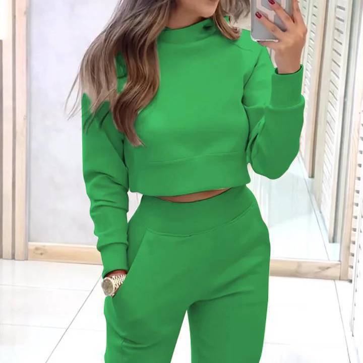 Chic und Stil Women's High Neck Sweatshirt Set