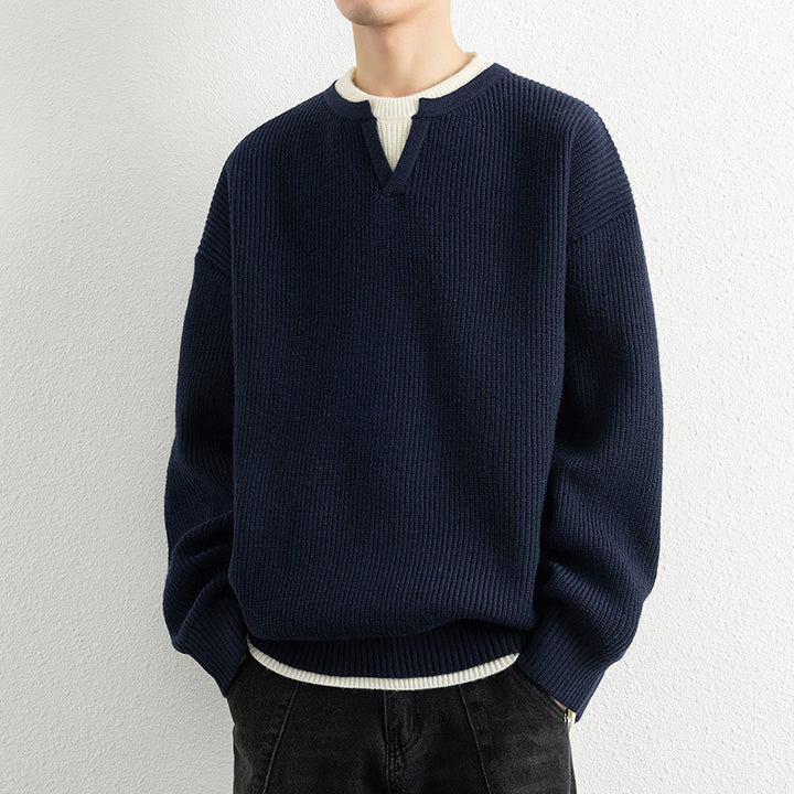 Men's knit sweater with V-neck and structured design Lune London