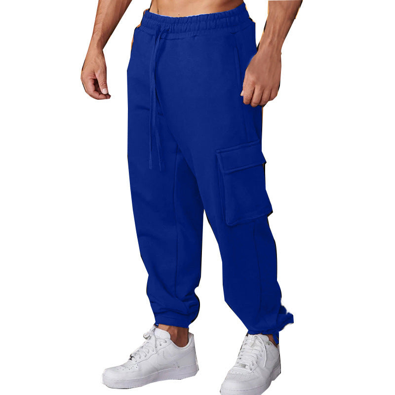 Men's casual cargo jogging pants with elastic waistband and practical side pockets Lune London