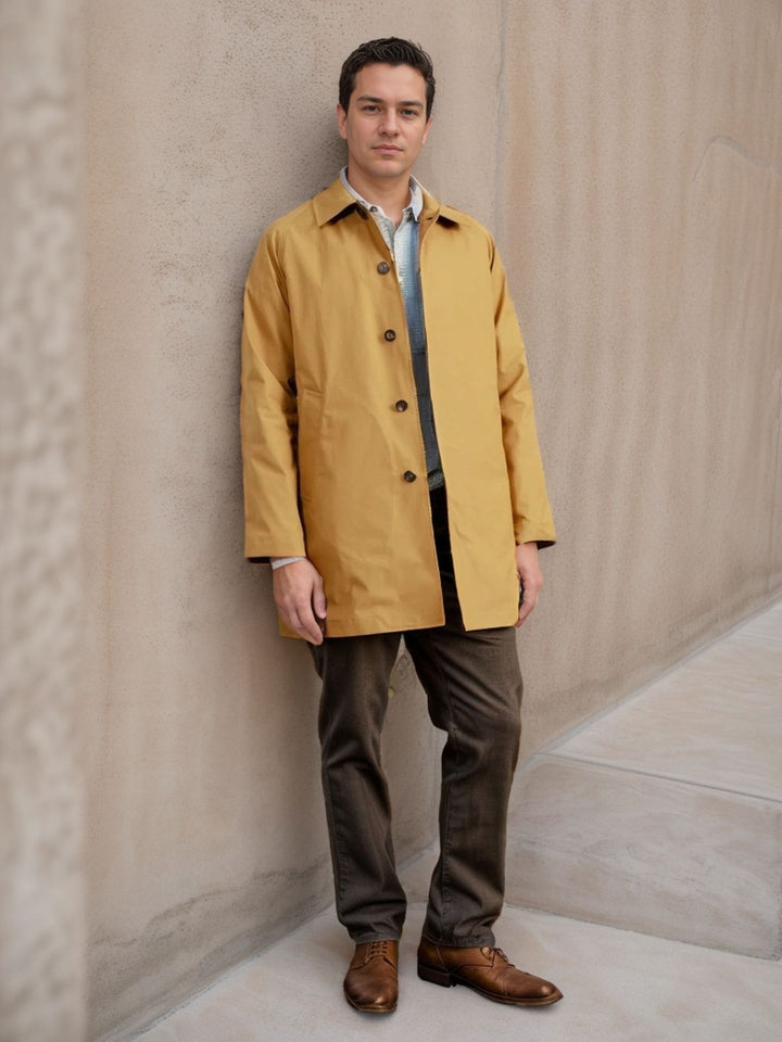 Casual raincoat for men with practical snap buttons and modern fit Lune London