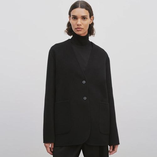 Blazer tricoté élégant pour femmes avec grands revers et poches pratiques Chic & Stil