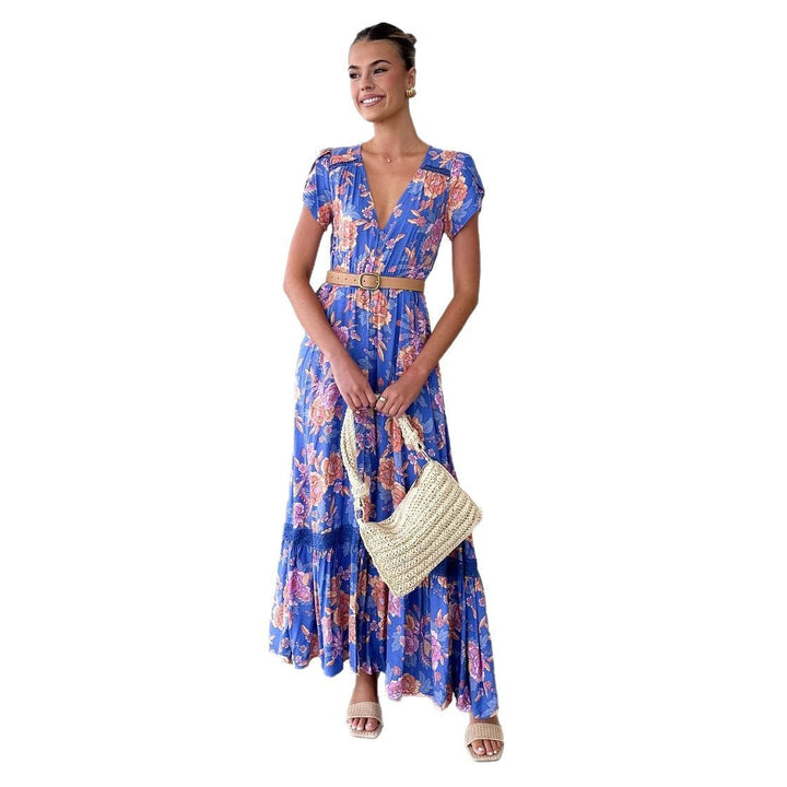 Maxi dress for women with floral pattern and deep V-neck Chic & Stil