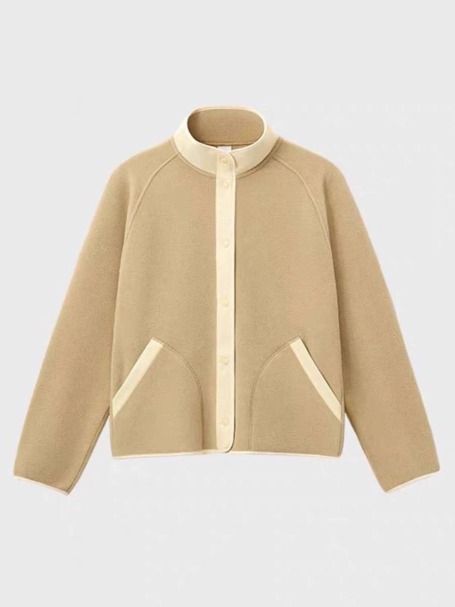 Veste en polaire confortable pour femmes avec col élastique et poches pratiques Chic & Stil