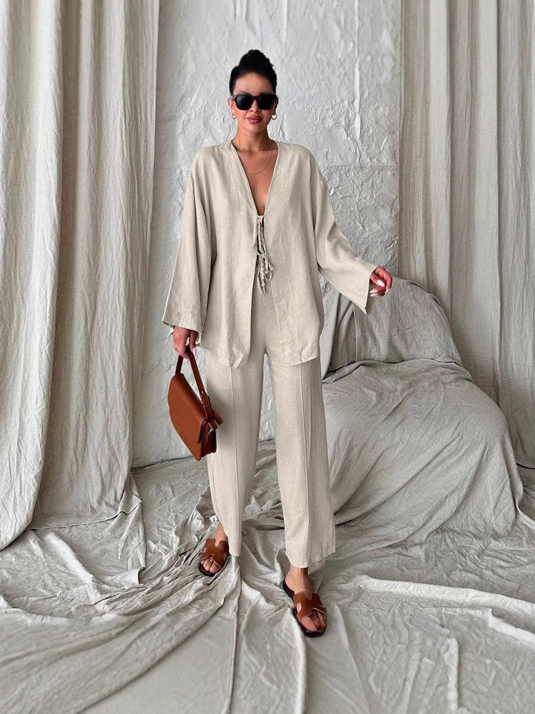 Casual set for women with a loose top and comfortable pants Lune London