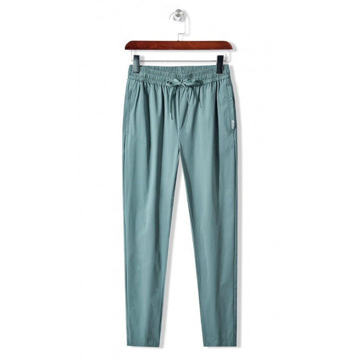 Leisure pants for men with elastic waistband and breathable inserts Lune London