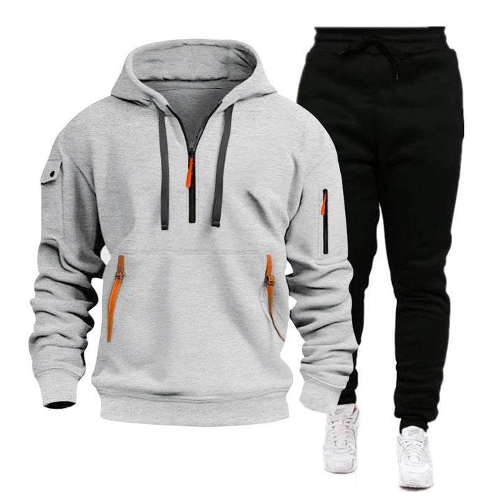 Men's sporty hoodie jacket with practical zip pockets and breathable properties Lune London