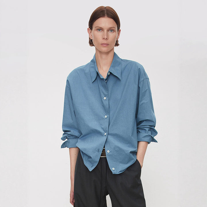 Chemise aérienne pour femmes avec col classique Chic & Stil