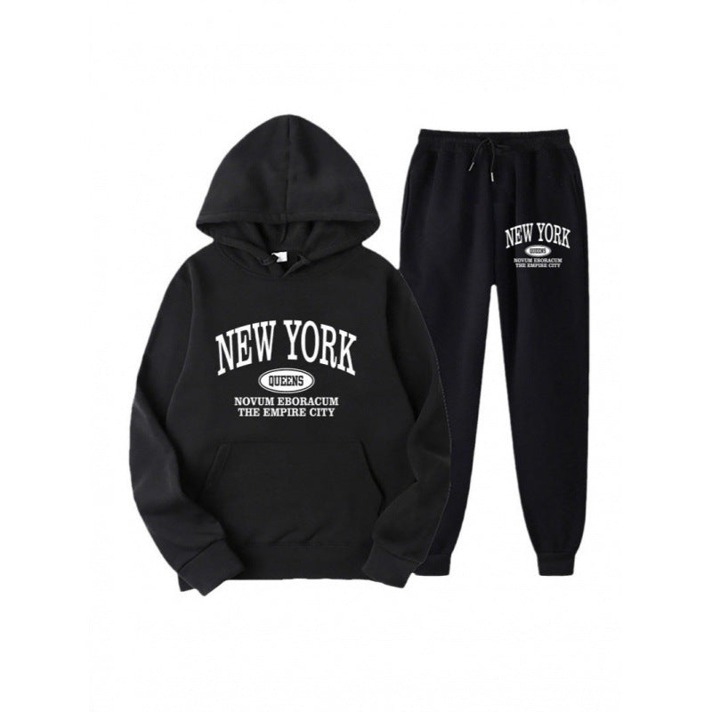 Women's hoodie set with versatile lettering and comfortable pockets Chic & Stil