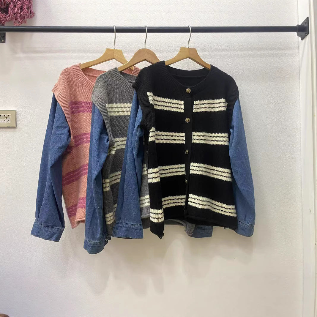 Cardigan pour femmes avec un motif rayé saisissant et des boutons décoratifs Chic & Stil
