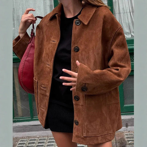Lady Suede Jacket with Modern Cut and Practical Pockets Lune London