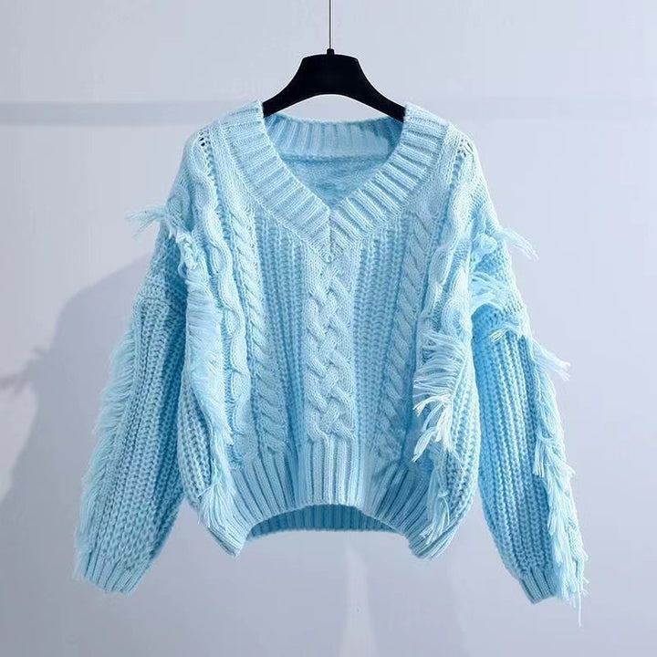Ladies Stylish knitted sweater with fringes and cable pattern Lune London