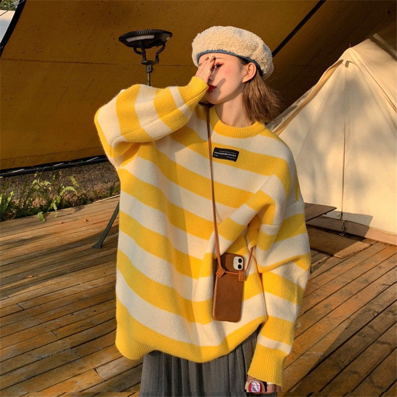 Comfortable sweater for women with wide stripes and a soft material Lune London