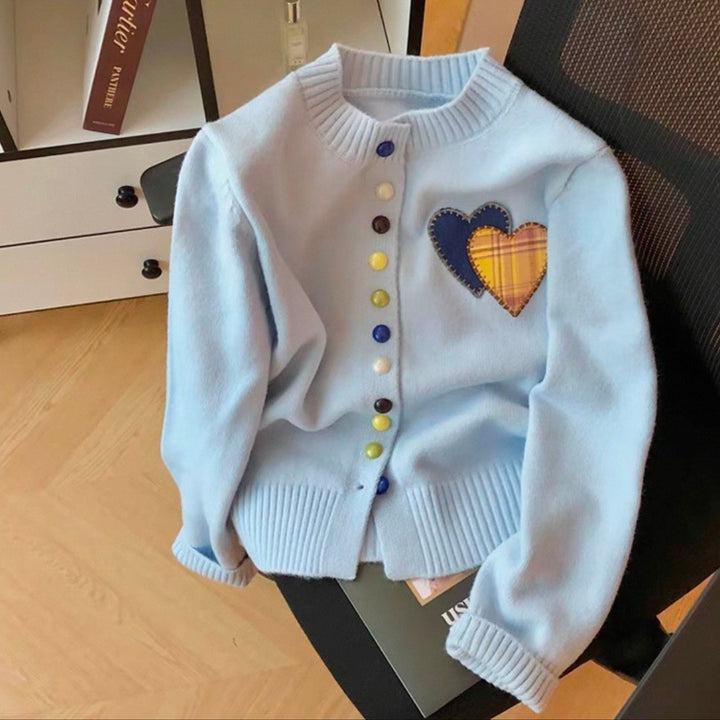 Cardigan for women with heart-shaped appliqués and colorful button details Lune London