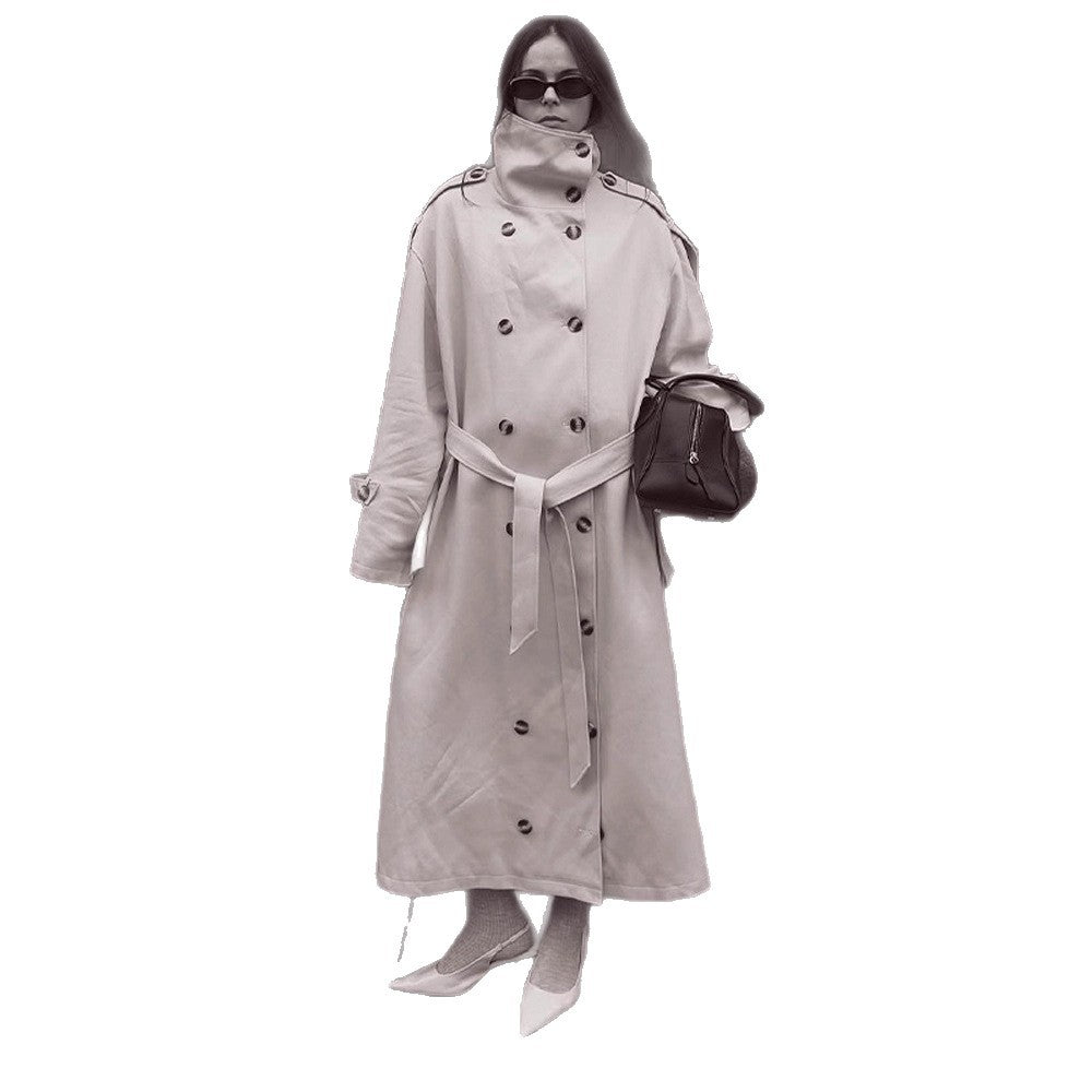 Luxurious trench coat for women with well-thought-out details Lune London