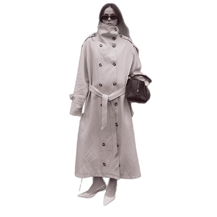 Luxurious trench coat for women with well-thought-out details Lune London