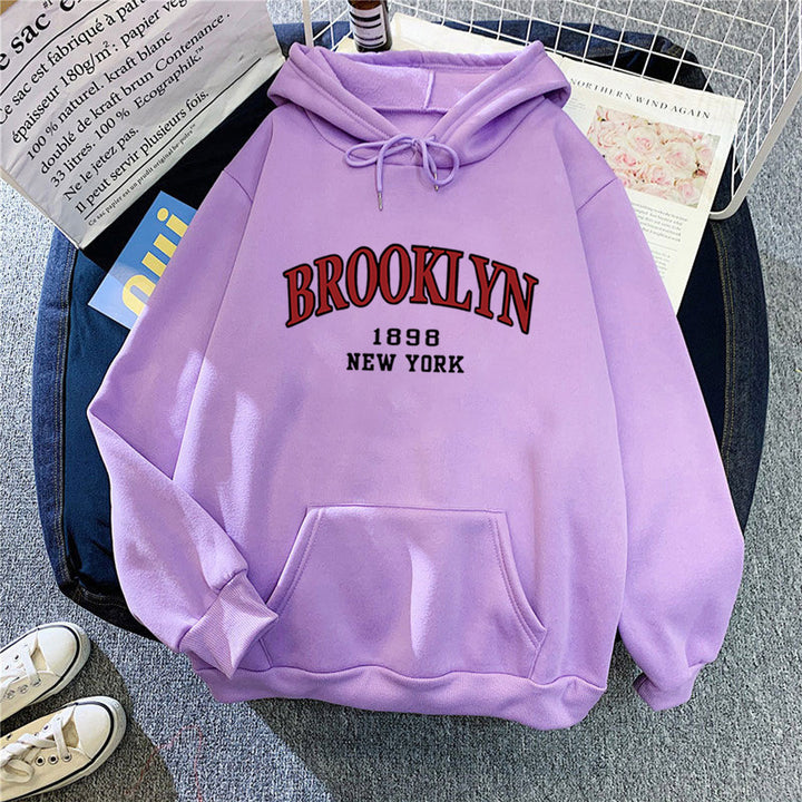 Women's hoodie with urban Brooklyn design Chic & Stil