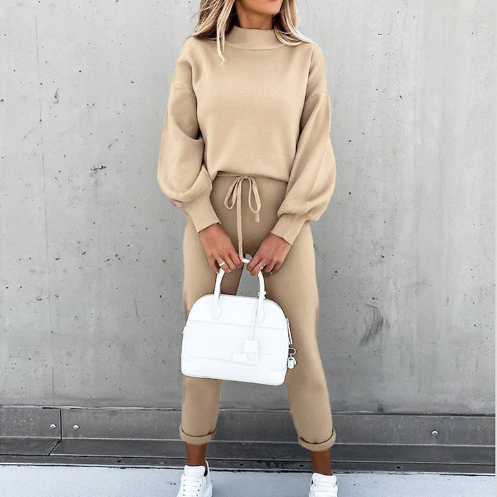Casual and elegant sweater set for women with high collar Lune London