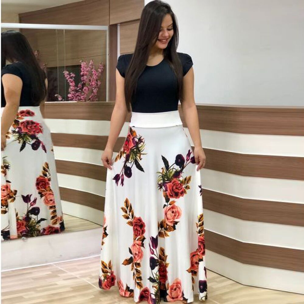 Women's Elegant Maxi Dress with Graphic Print and Flexible Waist Lune London