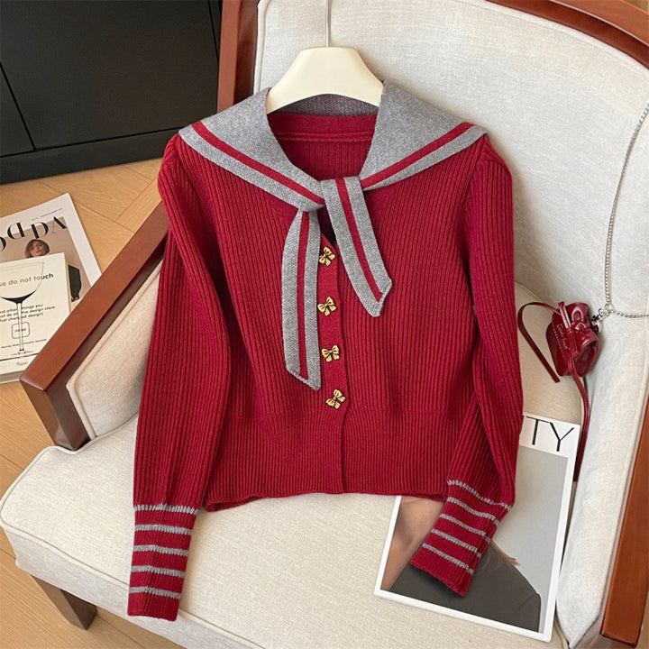 Cardigan pour femmes avec col maritime et détails de boutons Chic & Stil