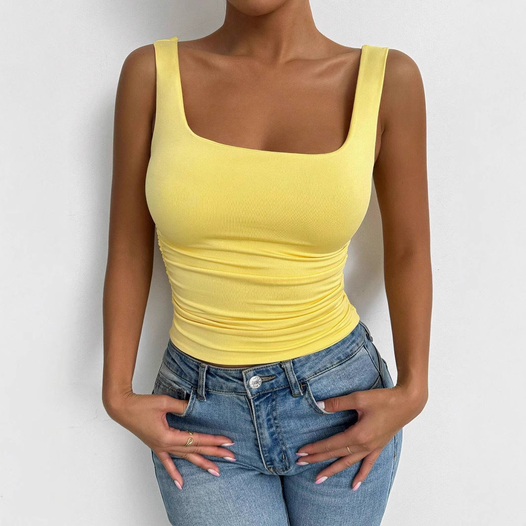 Haut ajusté pour femmes avec encolure carrée et détails volants Chic & Stil