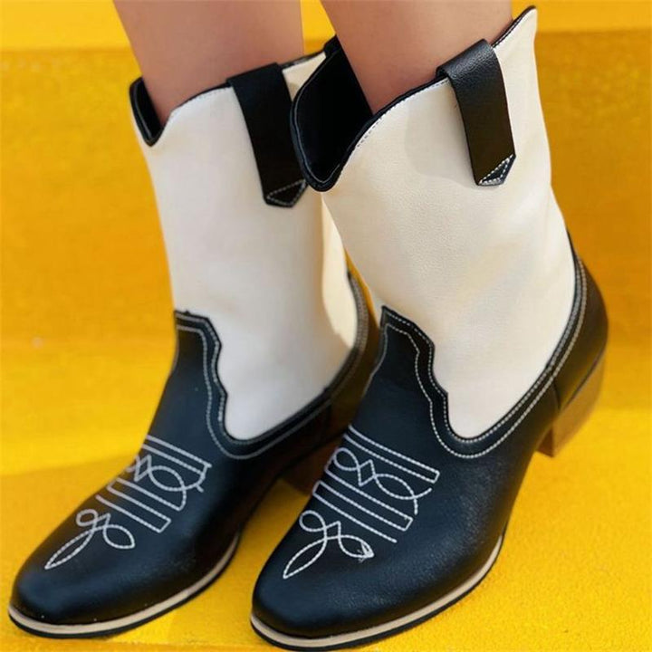 Women's cowboy boots with rich detail embroidery and a chic trendy cut.