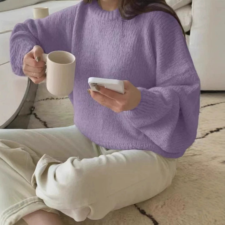 Comfortable and oversized women's sweater Lune London