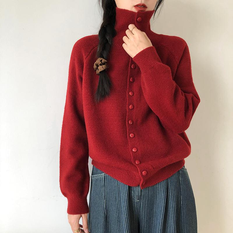 Cardigan à boutons pour femmes avec une coupe moderne et une texture fine Chic & Stil