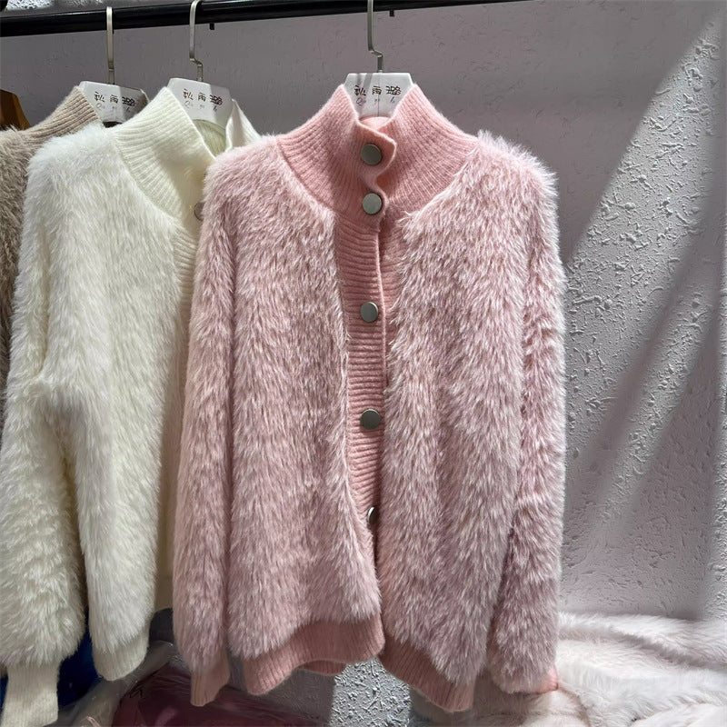 Cardigan confortable pour femmes avec fermeture bouton et col montant Chic & Stil