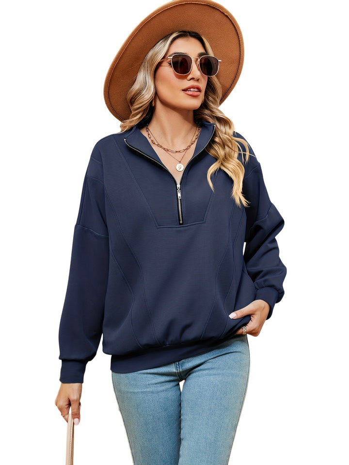 Women’s sweatshirt with half-zip and decorative seams Lune London