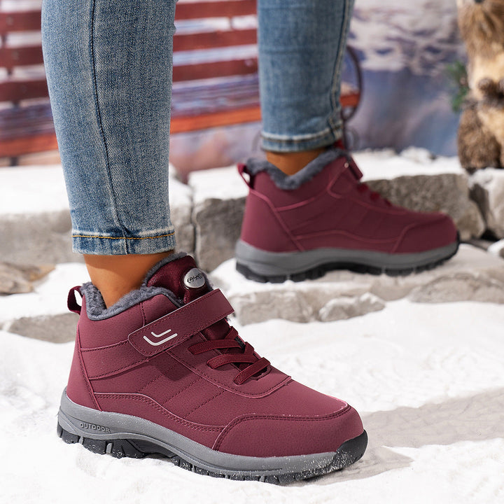 Women's Winter Boots with Extra Warming Inner Lining and Grippy Sole Lune London