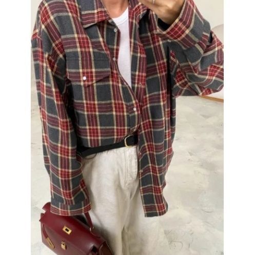 Flannel shirt for women with plaid pattern and relaxed fit Lune London
