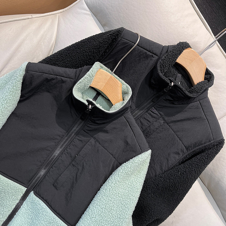Veste en polaire pour femmes avec col haut Chic & Stil