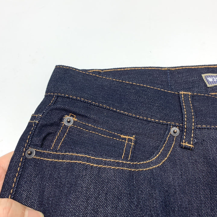 Women's jeans pants with a modern design featuring durable stitching and a timeless look Lune London