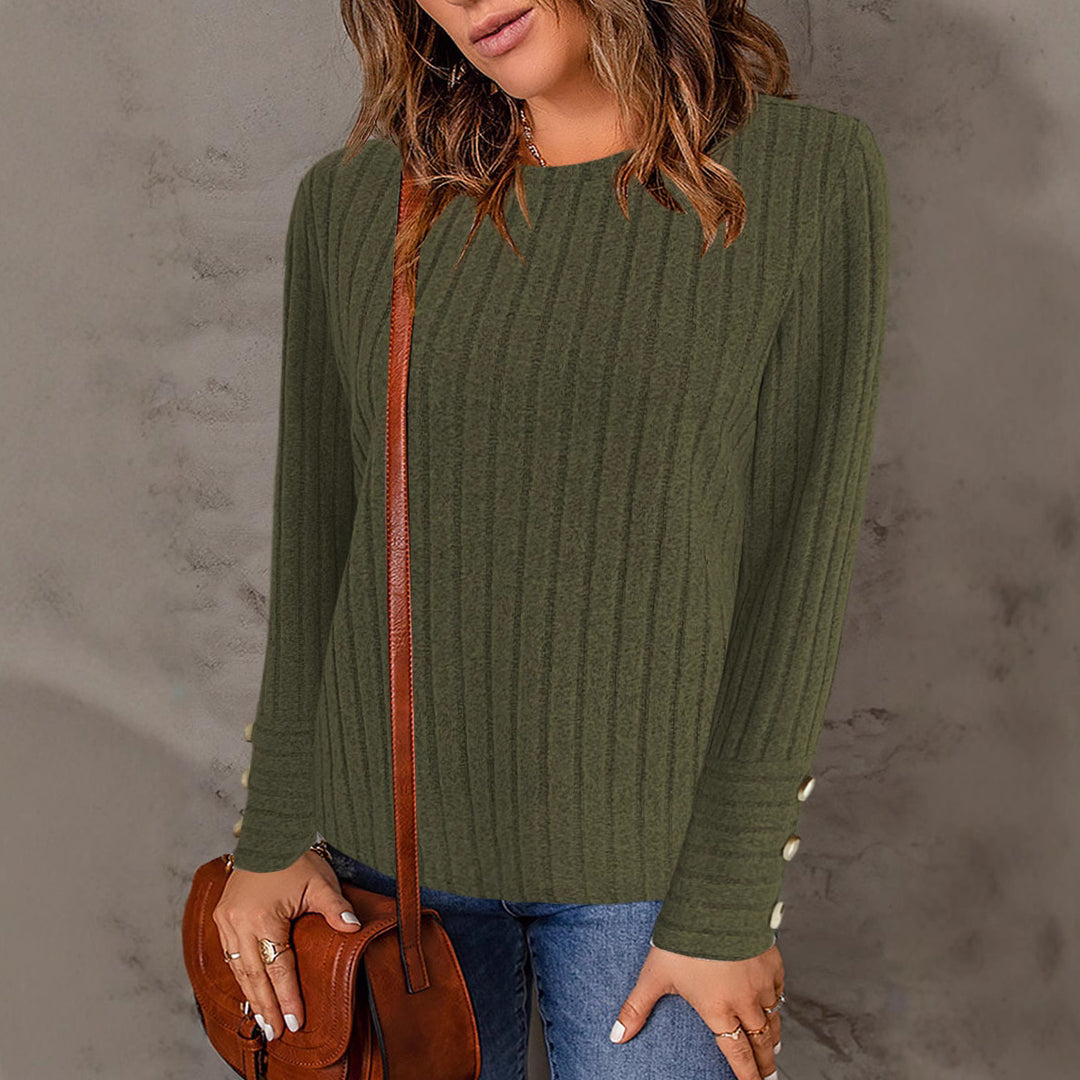 Light sweater for women with an elegant rib structure and Lune London button details