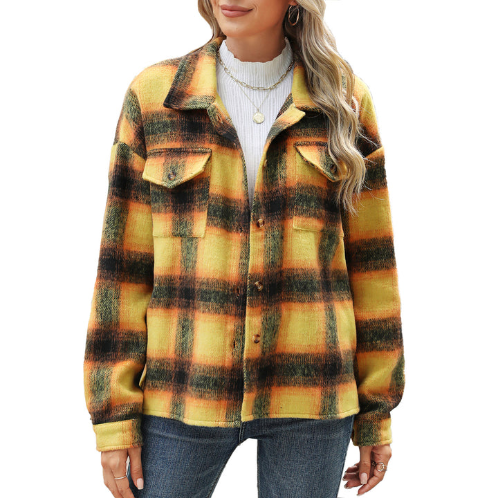 Plaid flannel overshirt for women with chest pockets and casual cut Lune London